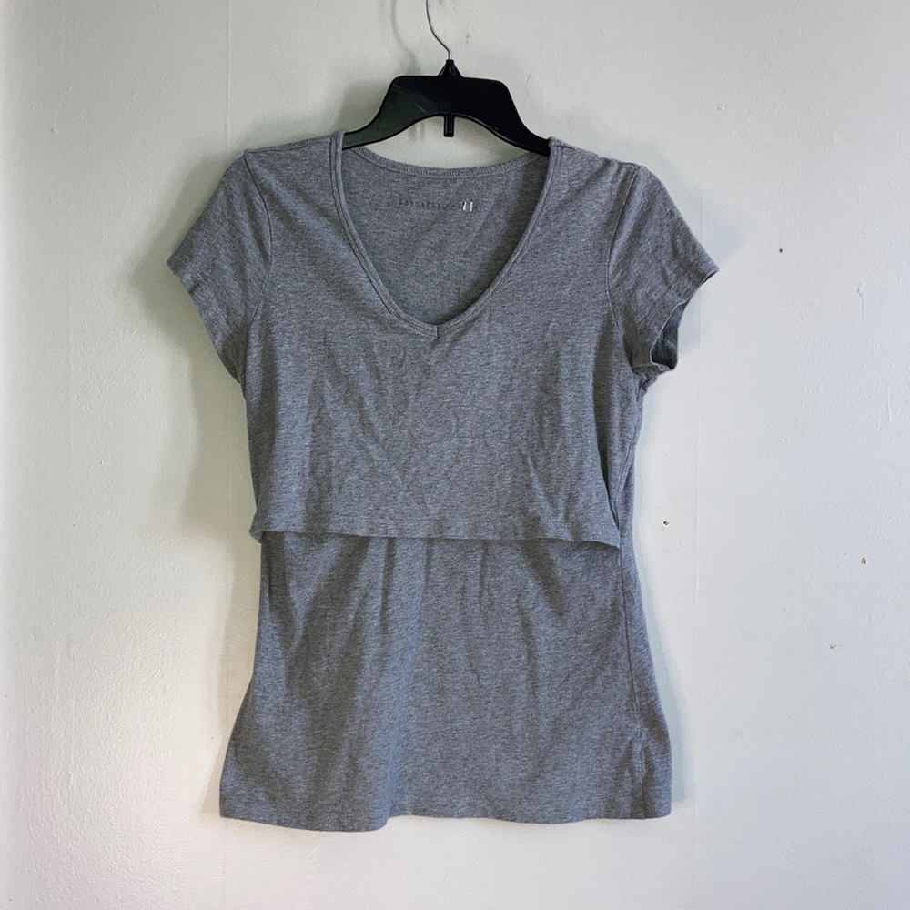 Momzelle Nursing T-Shirt Size Lg?
